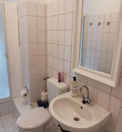 Modern Living In A Perfect Location *